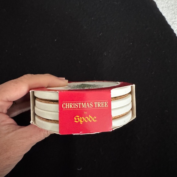 New Spode Christmas Tree Thirsty coaster. Set of four - Picture 2 of 3